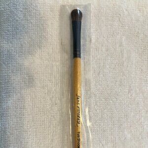 Jane Iredale Eye Shader Brush- New in Packaging